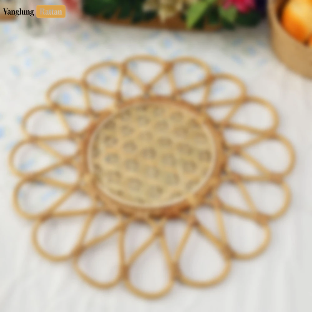 Yellow Scalloped Flower Handwoven Bamboo Rattan Placemat with Spiral Weave - UP054037 - 🤲 100% Handmade Products