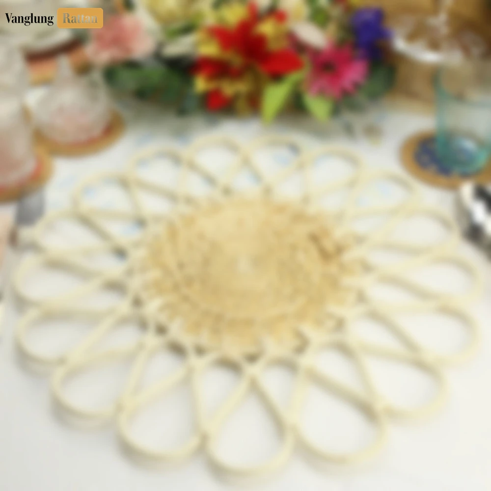 Natural Scalloped Flower Handwoven Bamboo Rattan Placemat with Spiral Weave - UP054036 - 🌟 Why Choose VanglungRattan