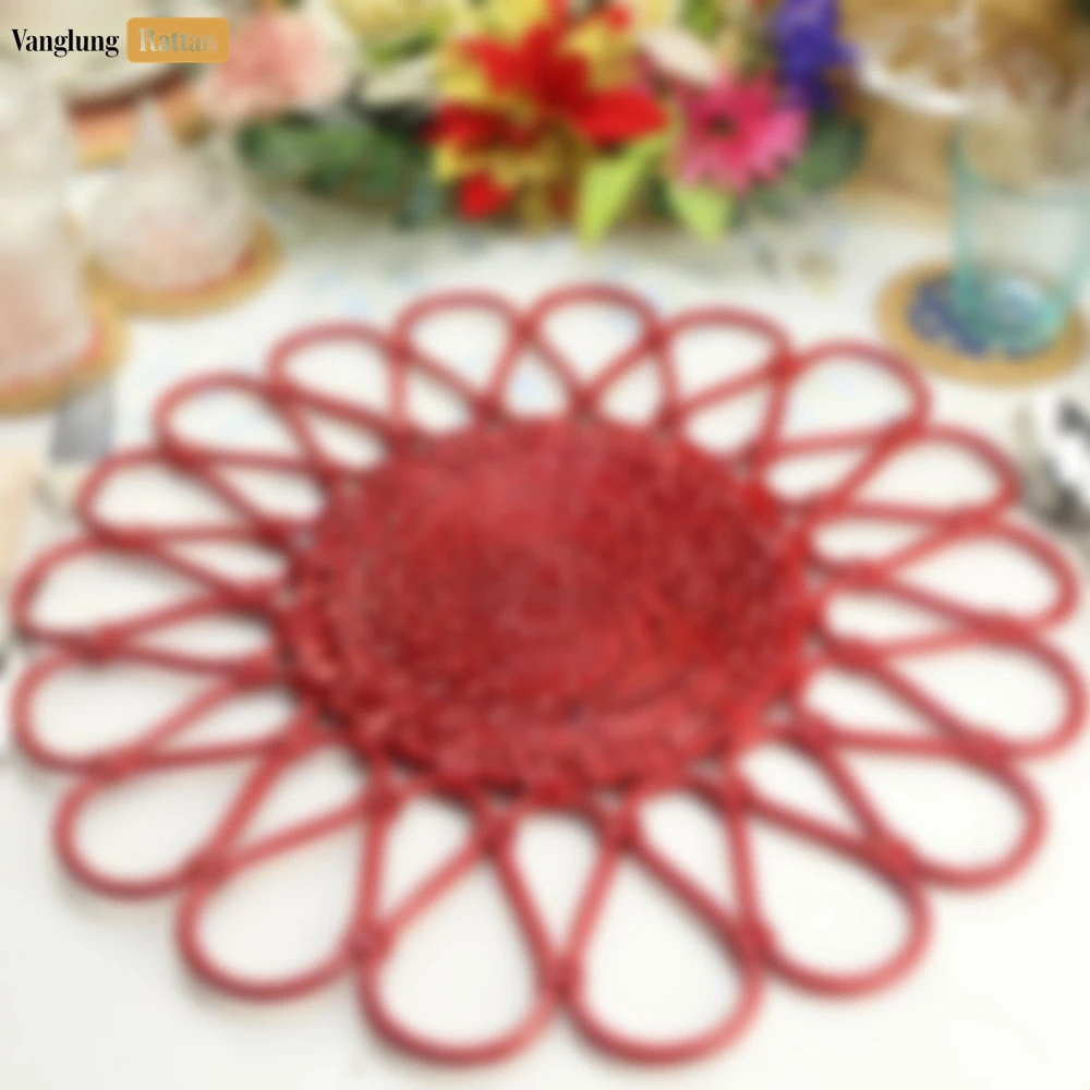 Red Scalloped Flower Handwoven Bamboo Rattan Placemat with Spiral Weave - UP054034 - ✨ Product Highlights