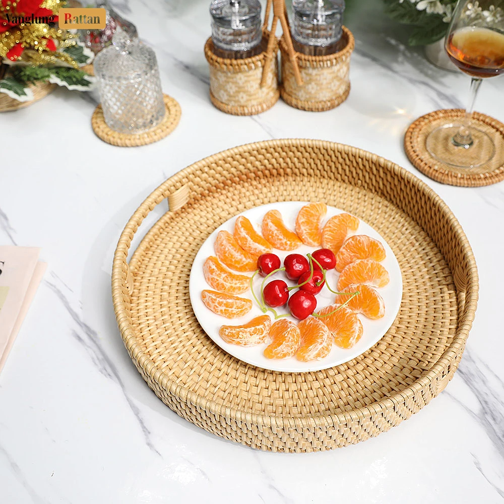 Green Circular Straw Rattan Serving Tray with Integrated Handles - STRO011001GR - Q: Is this tray suitable for hot dishes and beverages?
